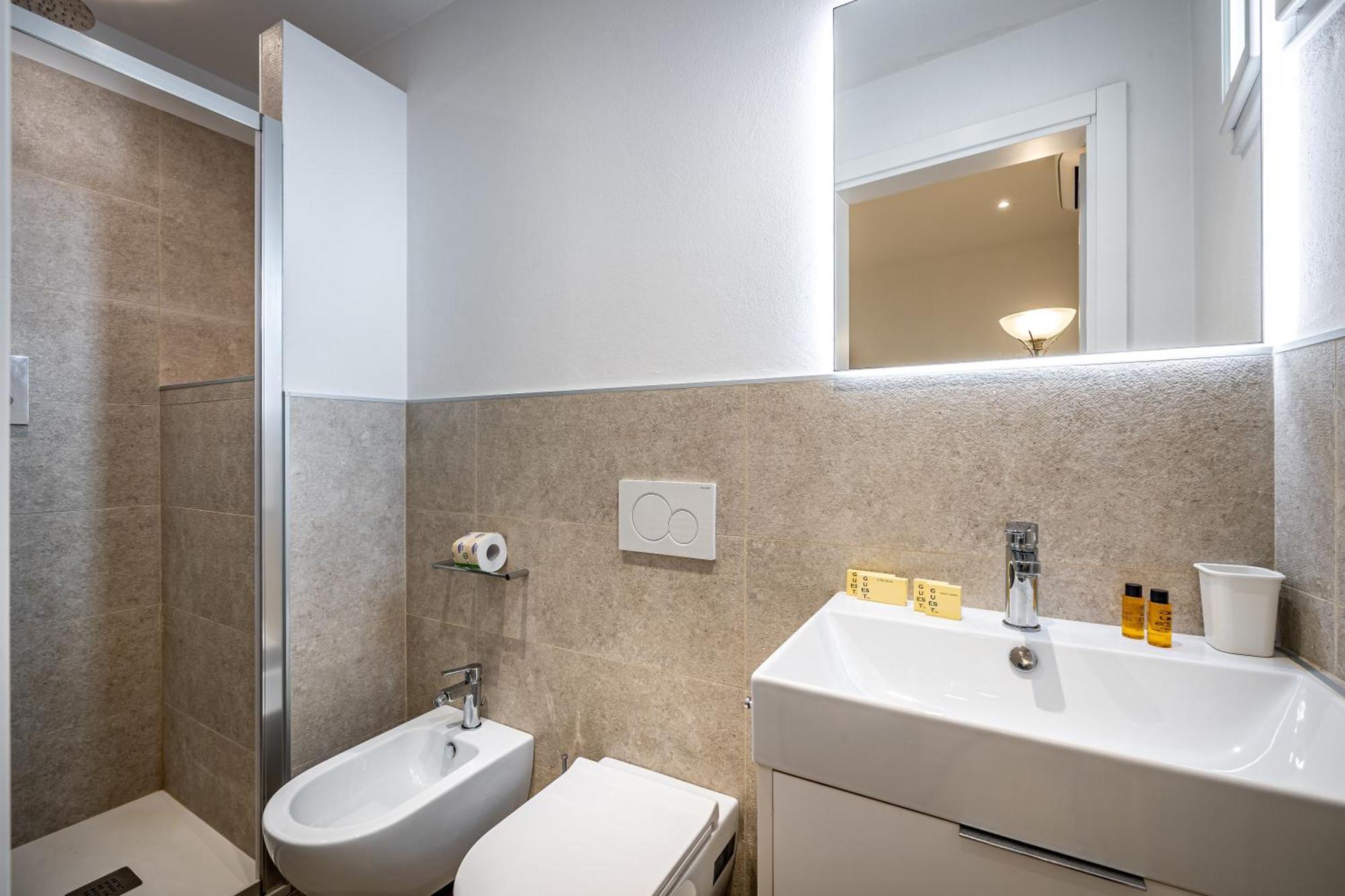 Roommo Via Dei Pilastri Giada Florence Ngoại thất bức ảnh